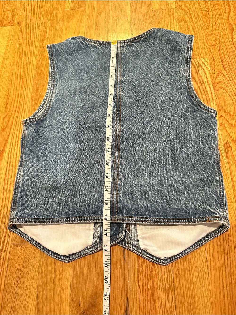 Abercrombie & Fitch Denim Vest XS | Light Wash Button Front Utility Vest - Picture 9 of 13